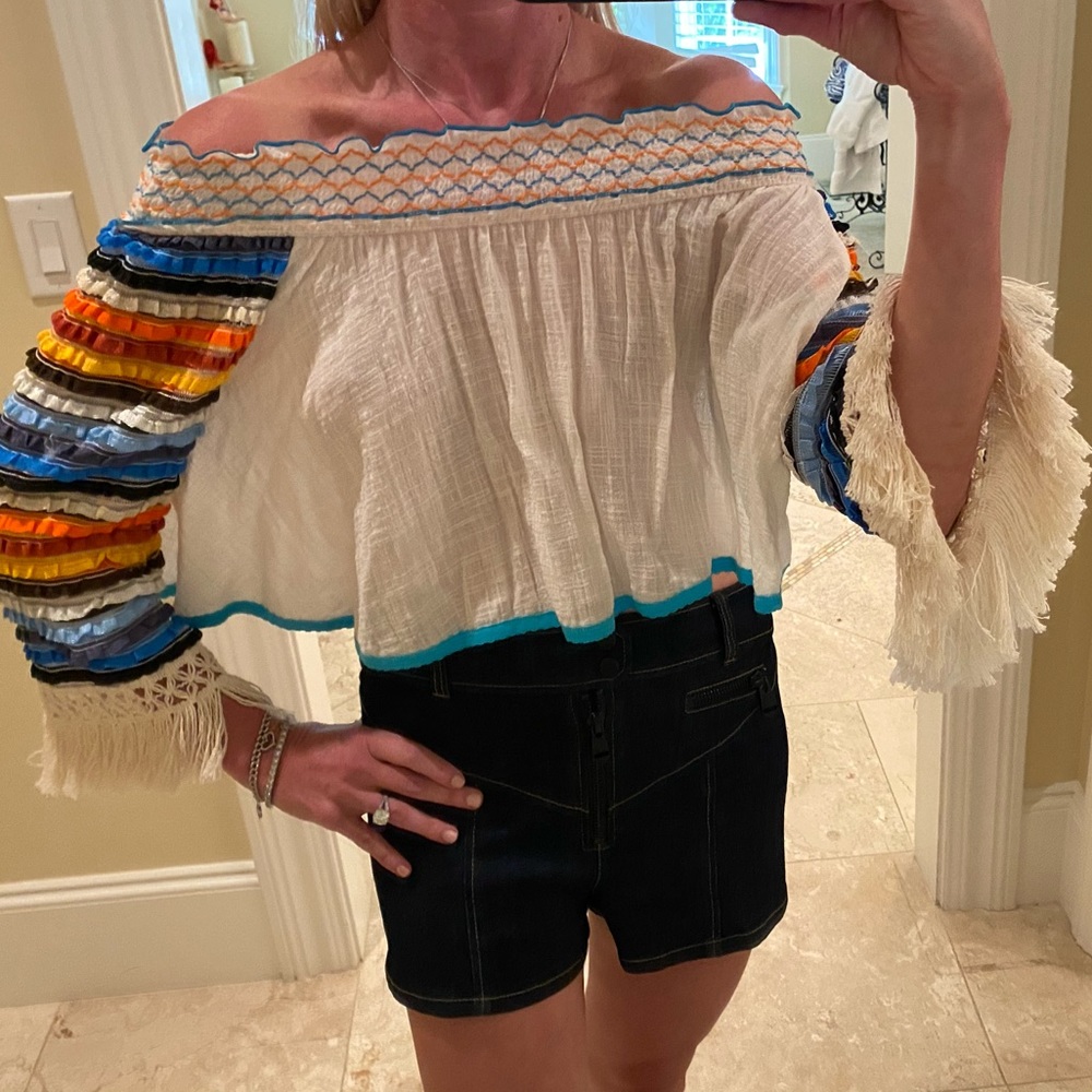 Chic CHIO Off Shoulder Top, size S/M